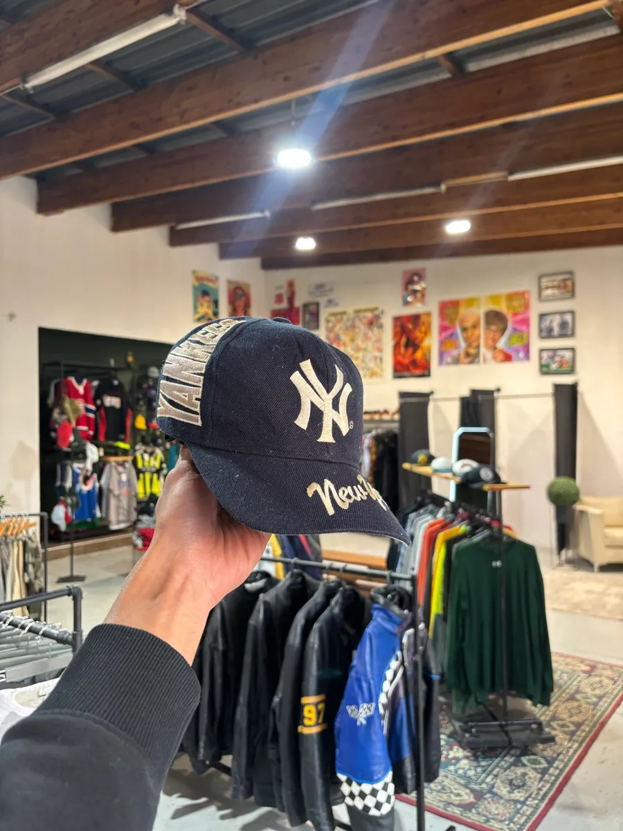 Navy Blue New York Yankees Baseball Cap - OSFA