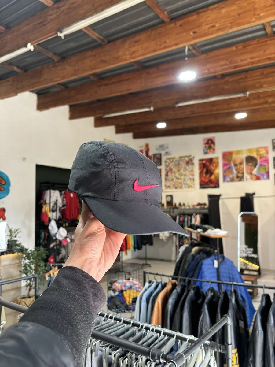 Black Nike Short Beak Cap - OSFA