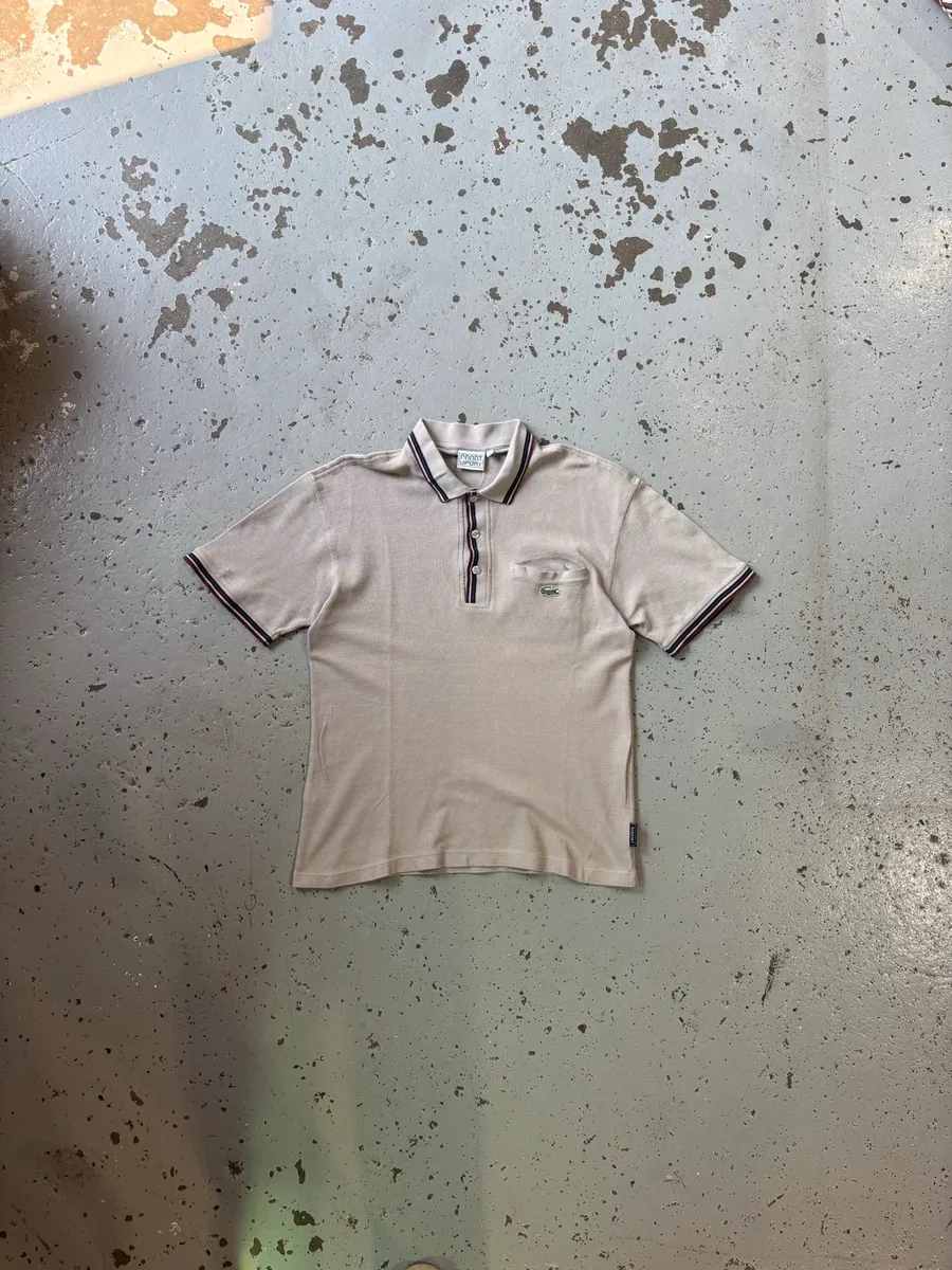Vintage Lacoste Short-Sleeve Golfer - Small (3)