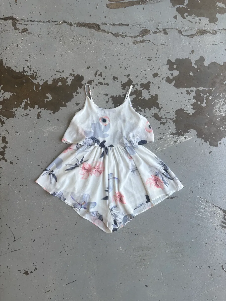 White Floral-Print Rumor Boutique Spaghetti-Strap Overlay Romper - 8